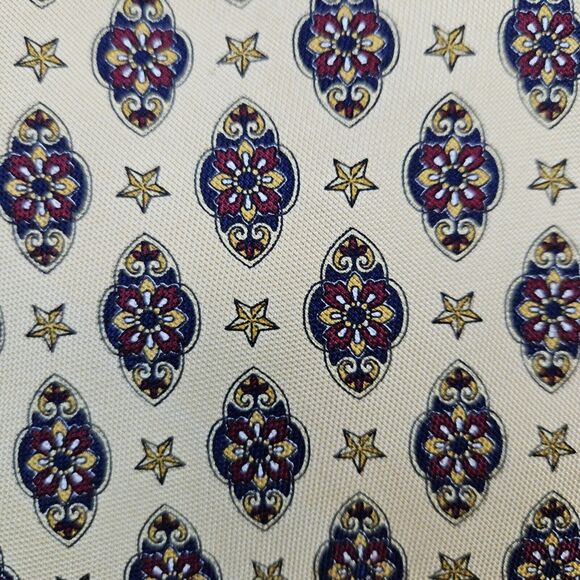 Tommy Hilfiger Necktie Yellow Geometric Crest‎ & Star Print 100% Silk 4x58 FLAWS - Picture 13 of 13